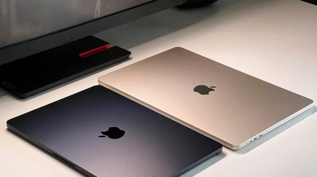 M4 MacBook